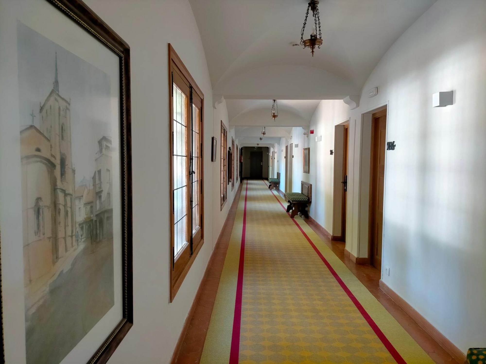 Parador De Benavente Exterior photo